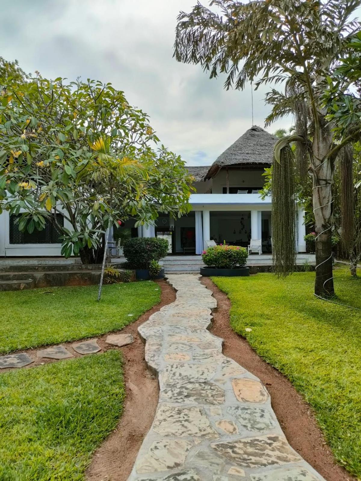 White Nyumba Malindi Apartment Exterior foto
