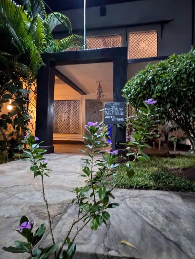White Nyumba Malindi Apartment Exterior foto